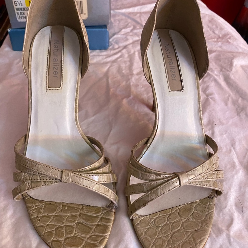 Naturalizer Heels